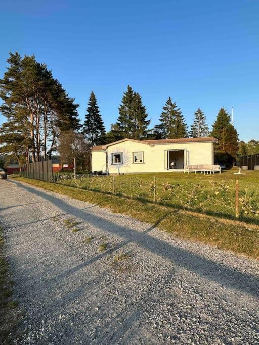 Villa Lilla Ridhuset Löddeköpinge Esterno foto